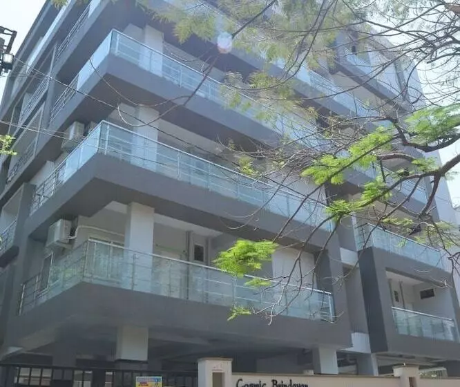 هتل Brundavan Suites