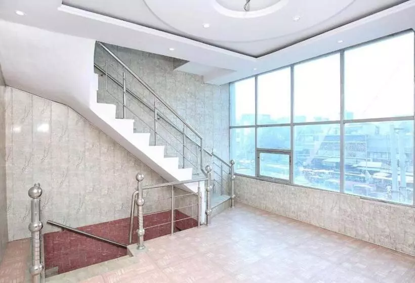 Hotel O Diamond