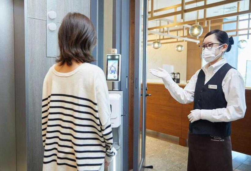 Karaksa Hotel Grande Shin Osaka Tower