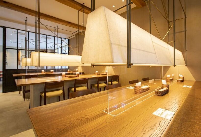 Karaksa Hotel Grande Shin Osaka Tower