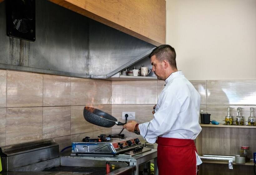 هتل Mobile Homes Giovanni's Beach Copacabana