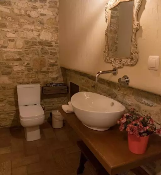ホテル Paradosiako Saratsi   Traditional Guest House