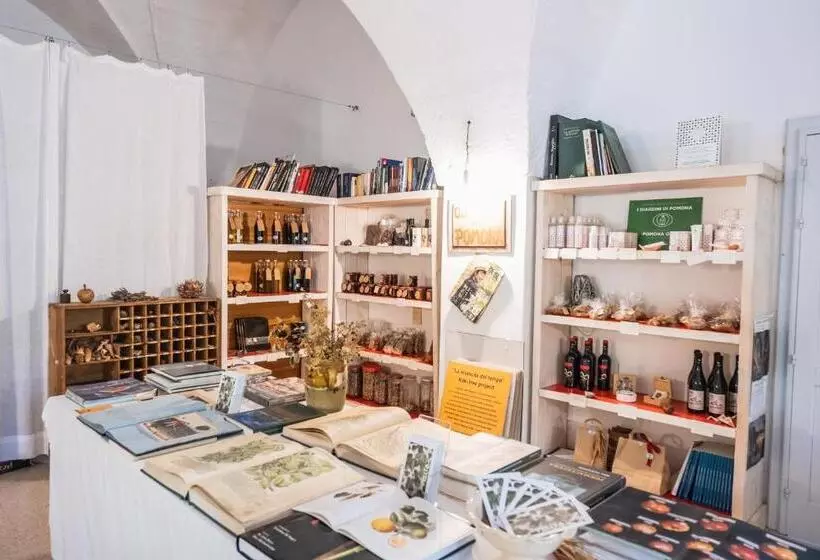 Maaseutuhotelli Ostello Dei Giardini Di Pomona