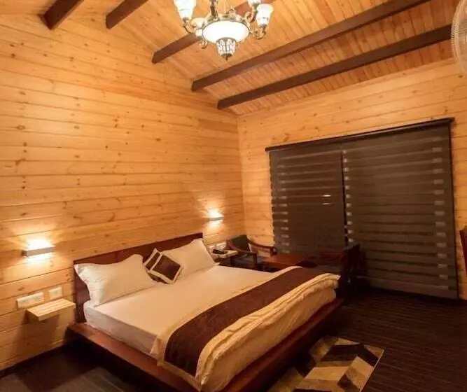 Hotelli The Himalayan Woods