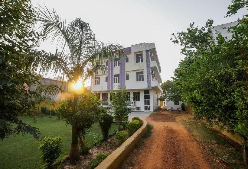 ホテル Tiger Regency Resort