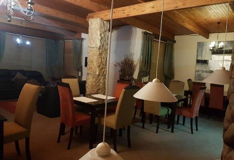 펜션 Izinga Guest House