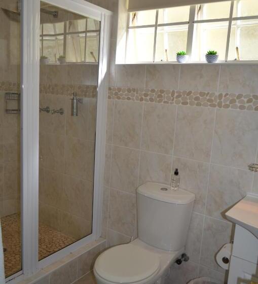 פנסיון On The Bay