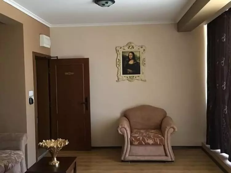 Red Hotel   Lozenetz