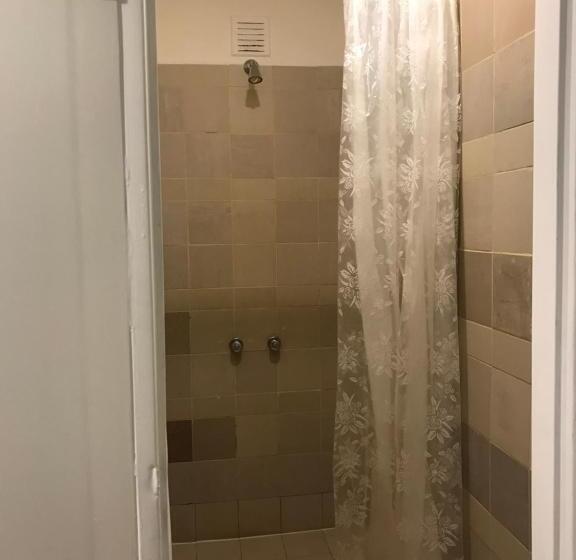 هاستل Folk Suites