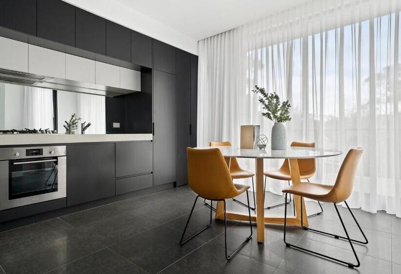 Hepburn Springs Escape