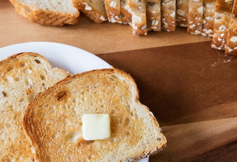 هتل Coral Inn  Hci