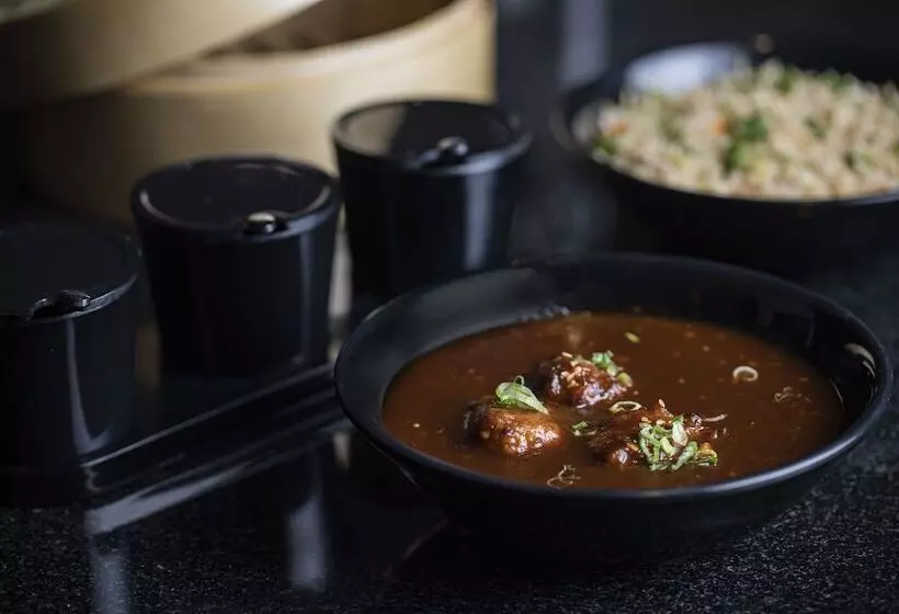 هتل Ginger Surat City Centre