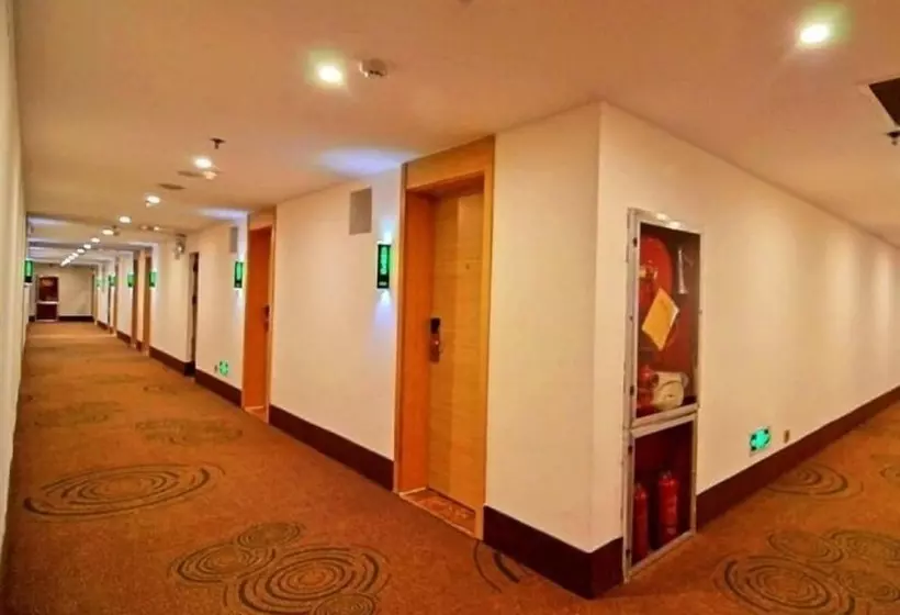 ホテル Greentree Inn Xi An Xincheng District Raily Station Wukou Metro Station