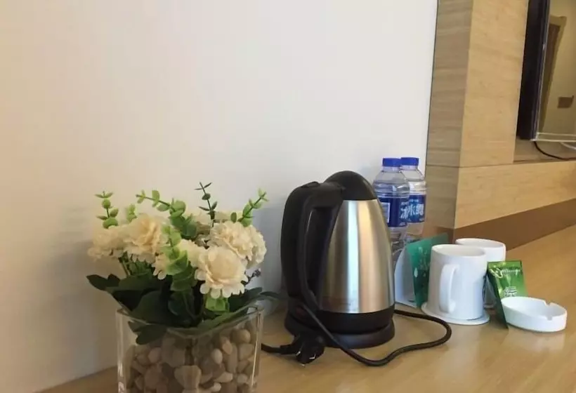 ホテル Greentree Inn Xi An Xincheng District Raily Station Wukou Metro Station