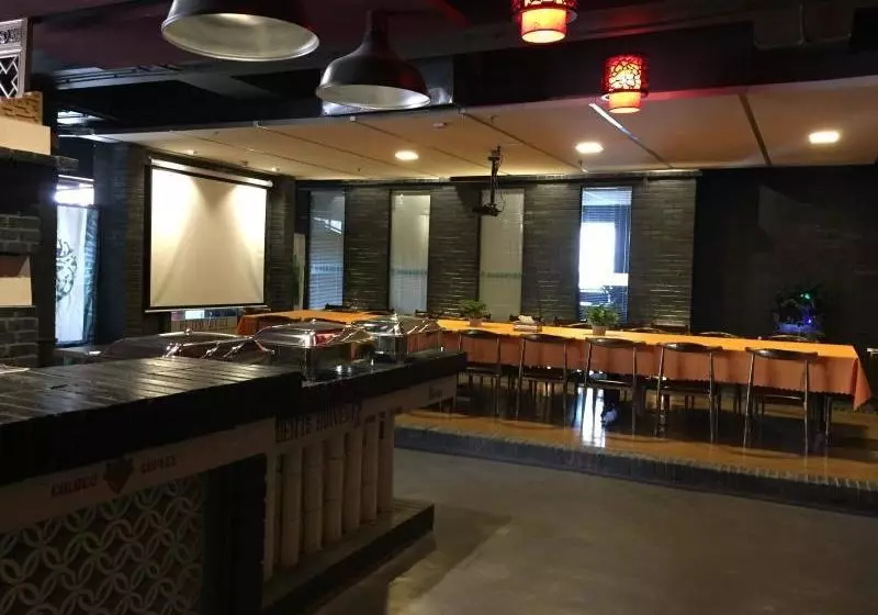 ホテル Greentree Inn Xi An Xincheng District Raily Station Wukou Metro Station