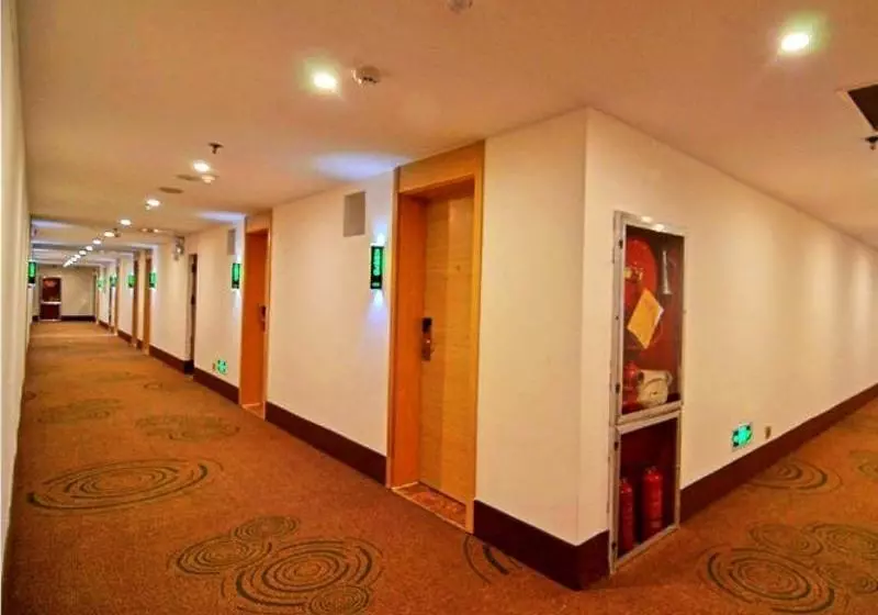 ホテル Greentree Inn Xi An Xincheng District Raily Station Wukou Metro Station