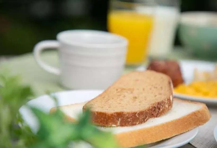 Hotelli Narita Aic Airport