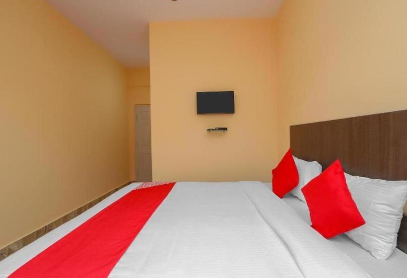 Hotell The Olive Grand