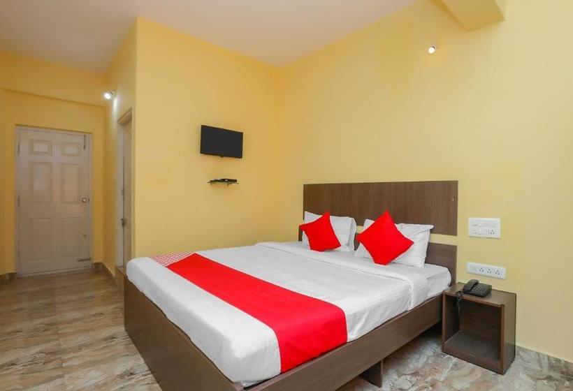 Hotell The Olive Grand