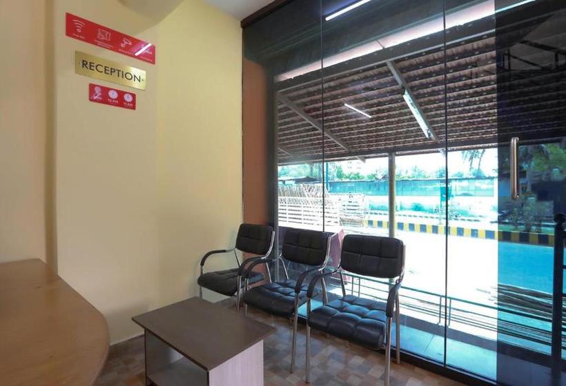 Hotell The Olive Grand