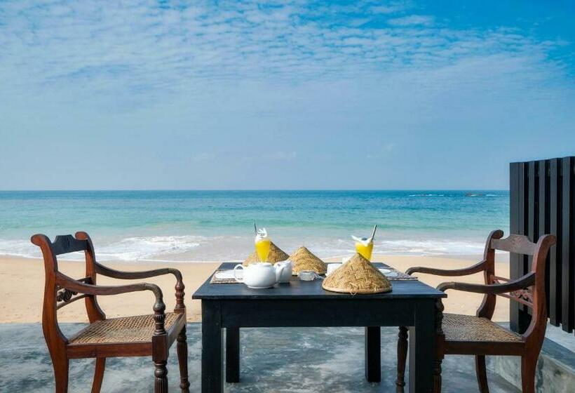 Sea Breeze Hotel Ambalangoda