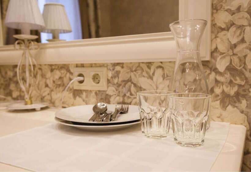 בית מלון כפרי Teta Kropotkin