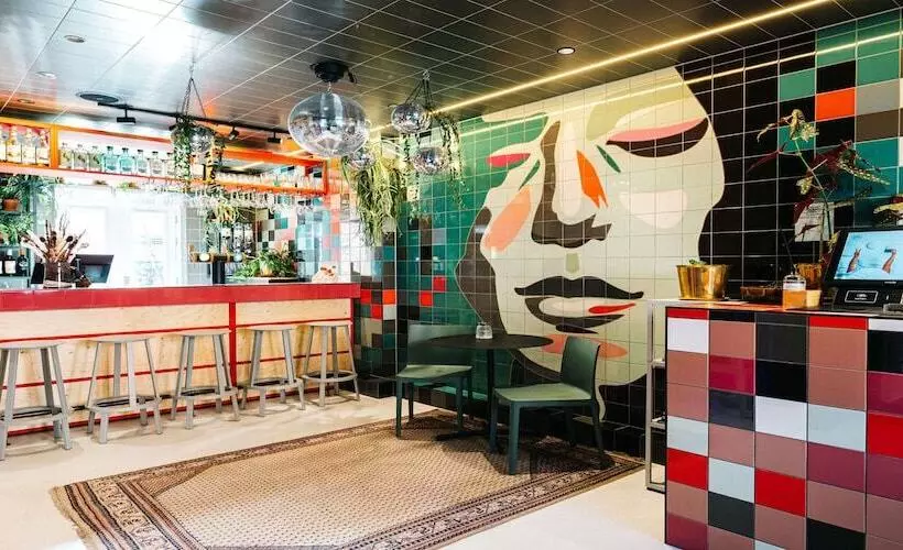 The Green Elephant Hostel & Spa