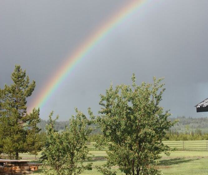 Woodhouse Cottages And Ranch