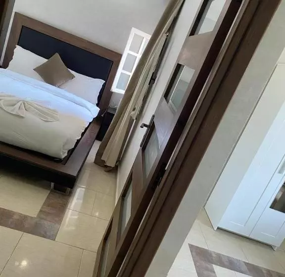 هتل Amwaj