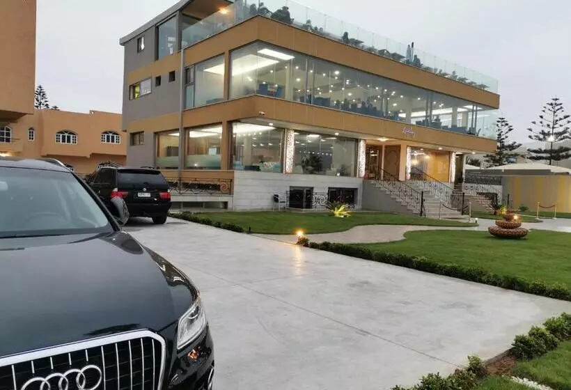 هتل Amwaj
