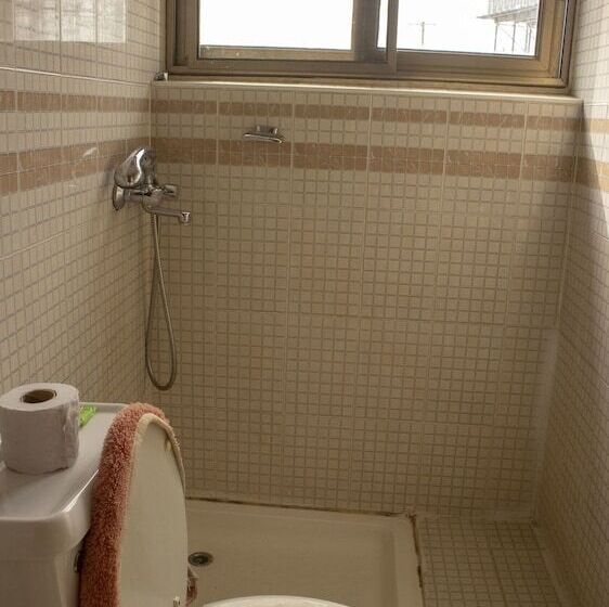 هتل Crown Liberty