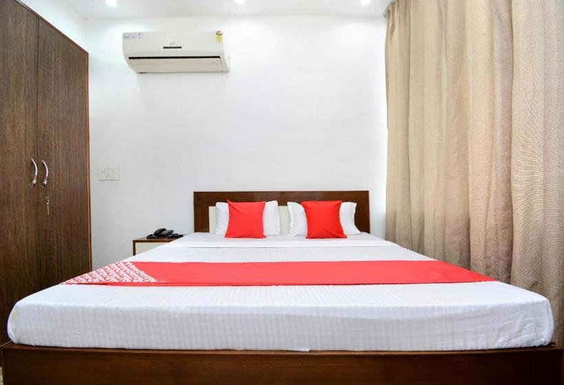 Flagship Hotel Mm Crown