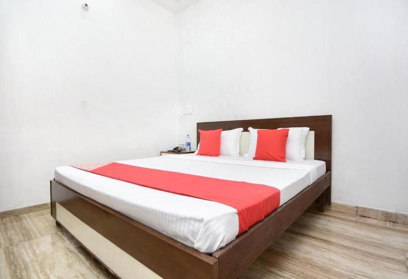 Flagship Hotel Mm Crown