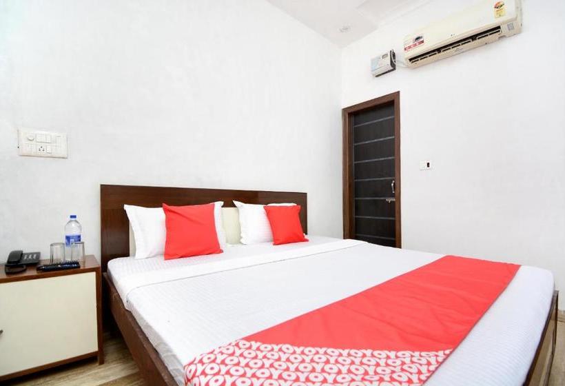 Flagship Hotel Mm Crown