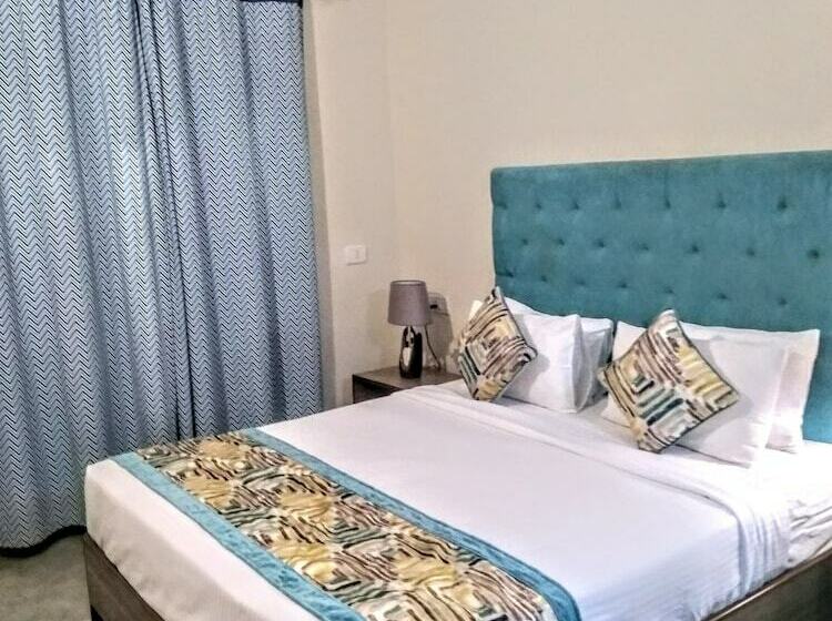 בית מלון כפרי Karon Premium