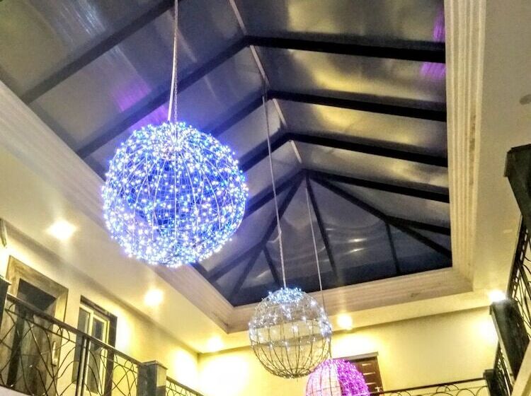 בית מלון כפרי Karon Premium