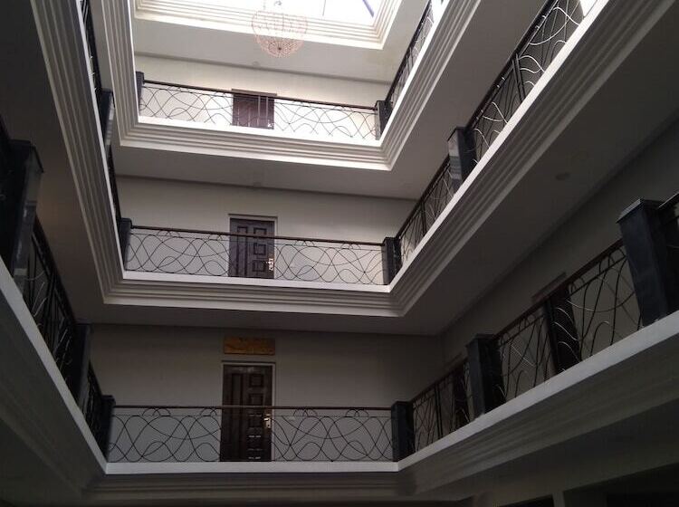 בית מלון כפרי Karon Premium