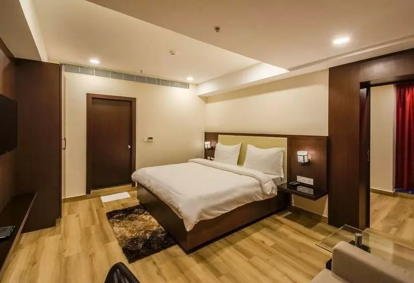 ホテル Karunya Residency