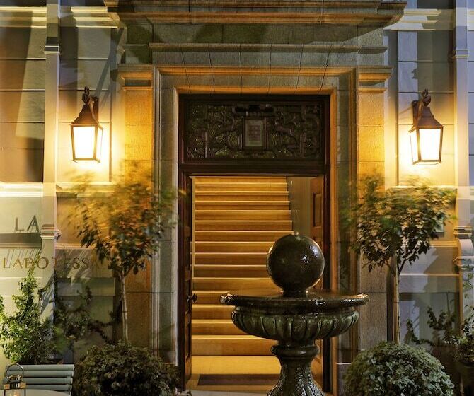 酒店 Labotessa Luxury Boutique