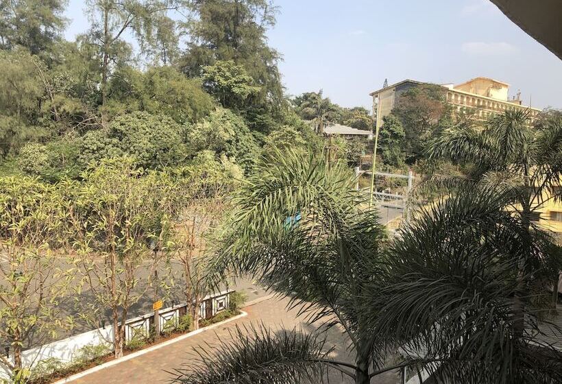 Resort Silver Hills Lonavala