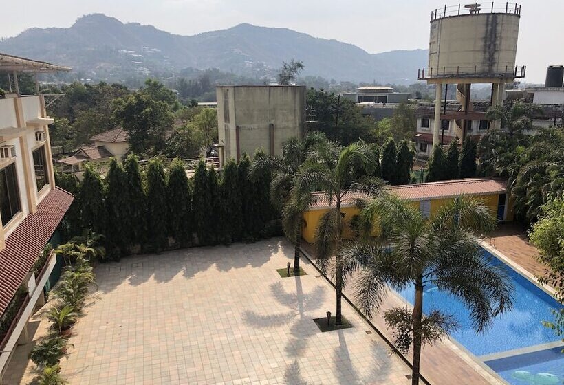 Resort Silver Hills Lonavala