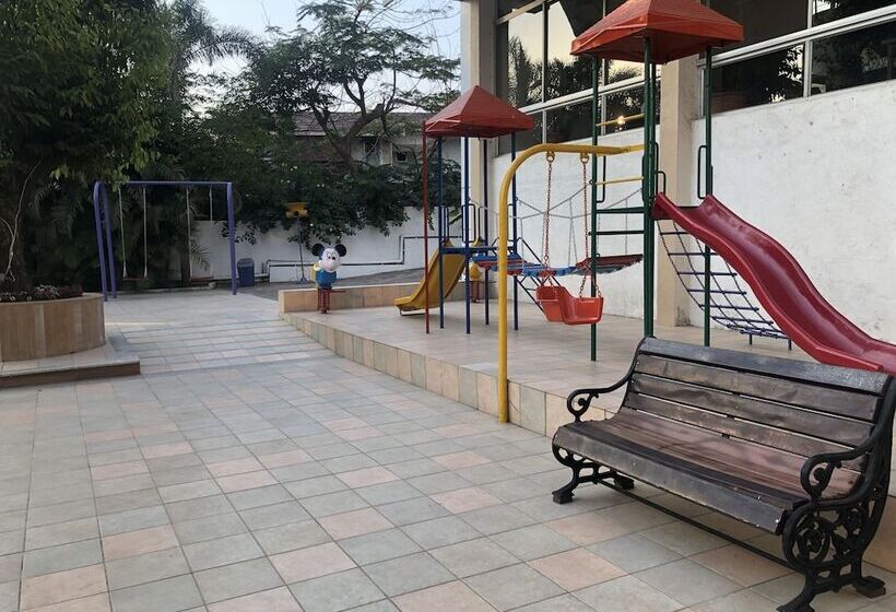 Resort Silver Hills Lonavala