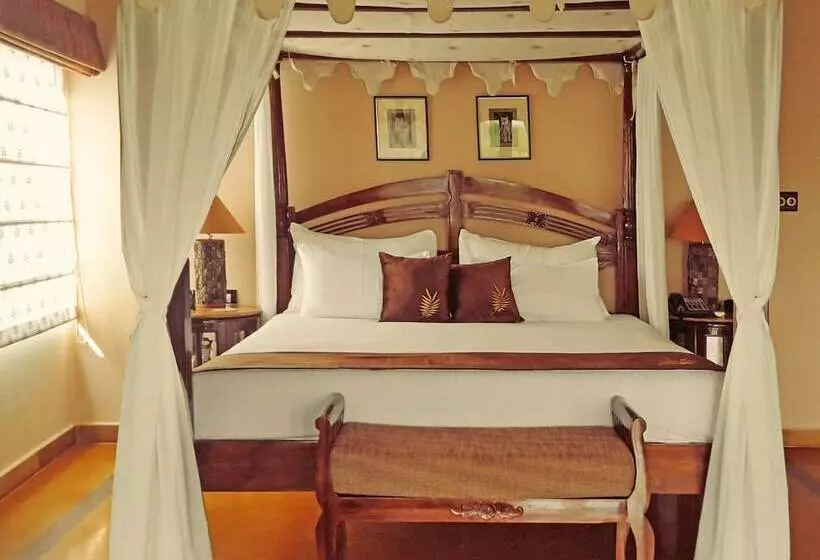 The Earth House Resort