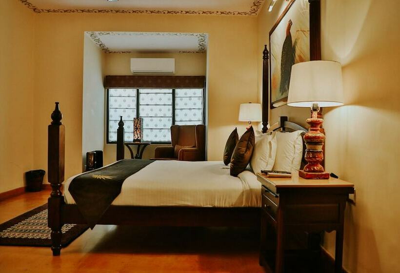 The Earth House Resort