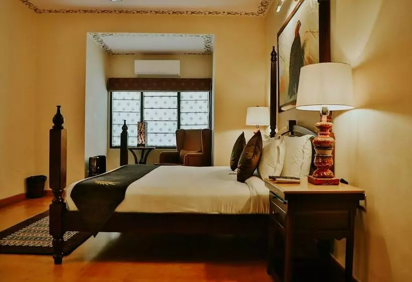 The Earth House Resort