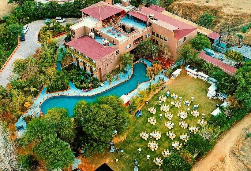 The Earth House Resort