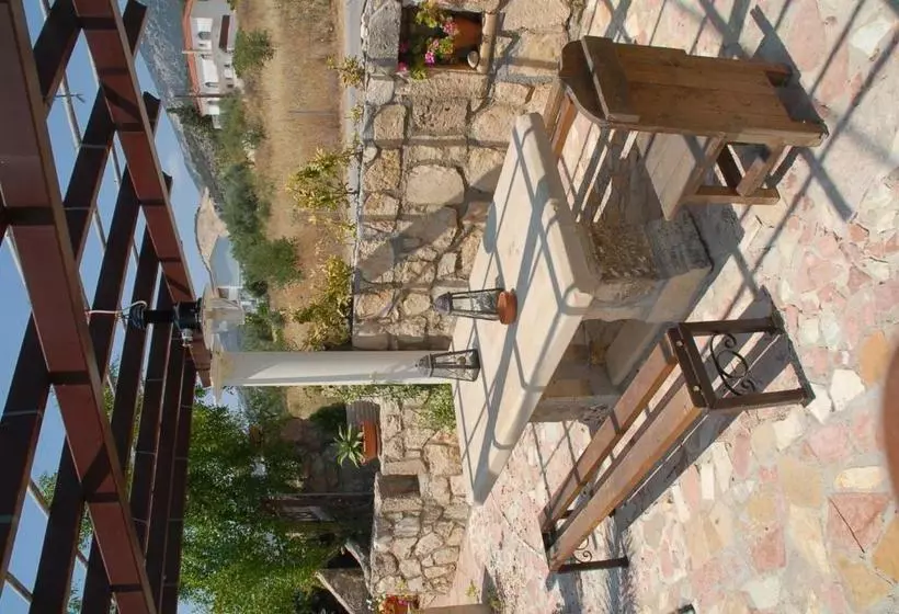 Christoforos Apartments