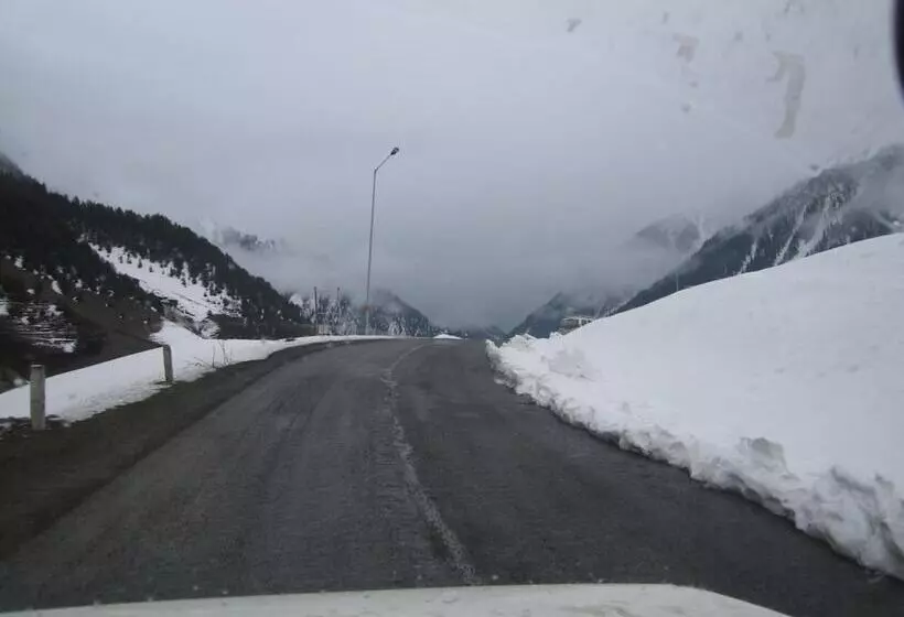 Hotel Akbar Sonamarg