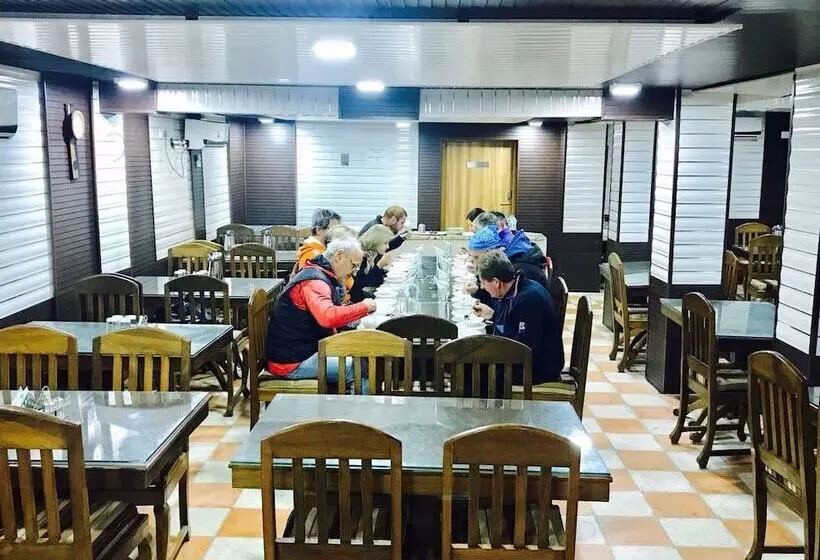 Hotel Akbar Sonamarg