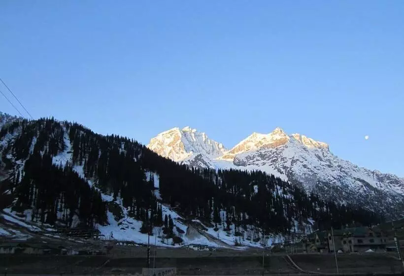 Hotel Akbar Sonamarg